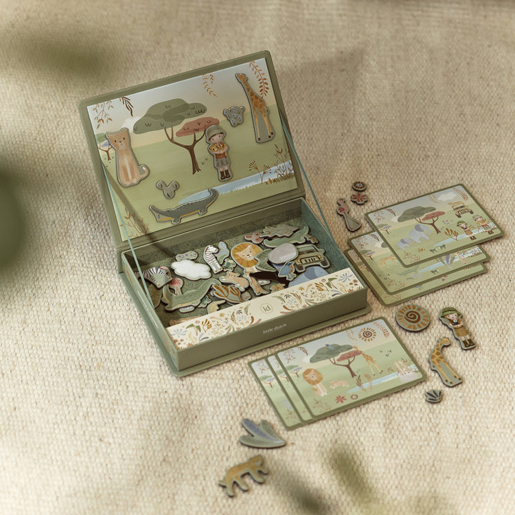 LITTLE DUTCH. Magnetic play board Safari Friends FSC