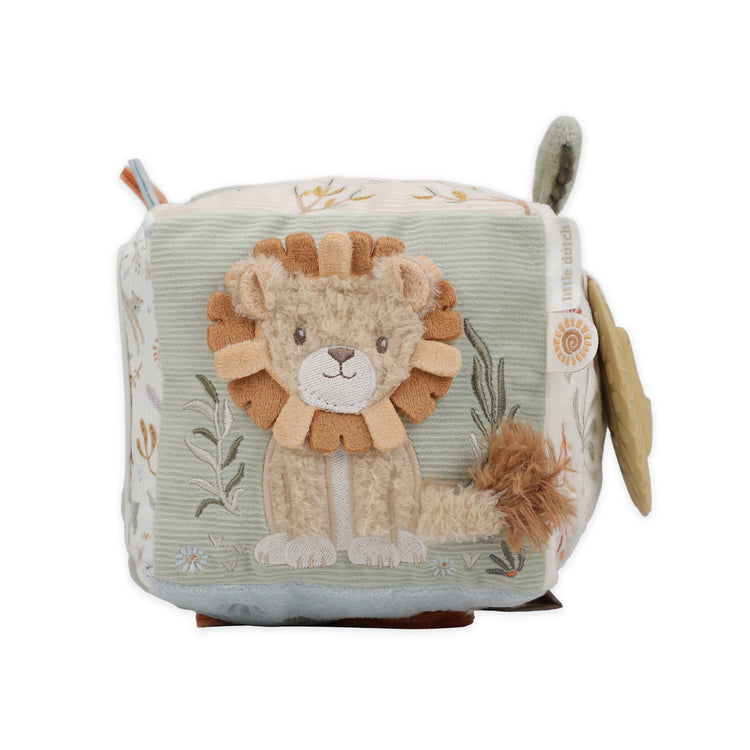 LITTLE DUTCH. Activity cube Safari Friends GRS