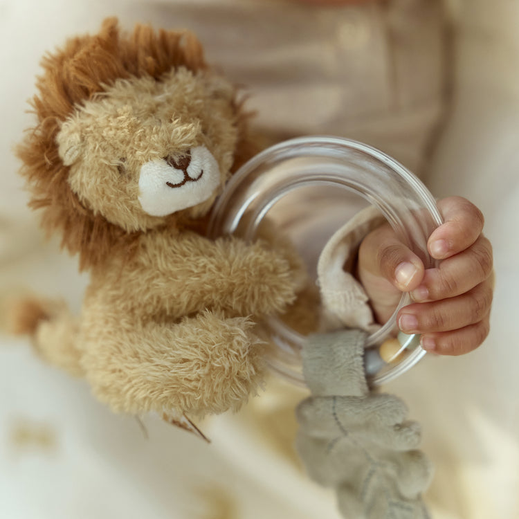 LITTLE DUTCH. Ring rattle lion Safari Friends GRS