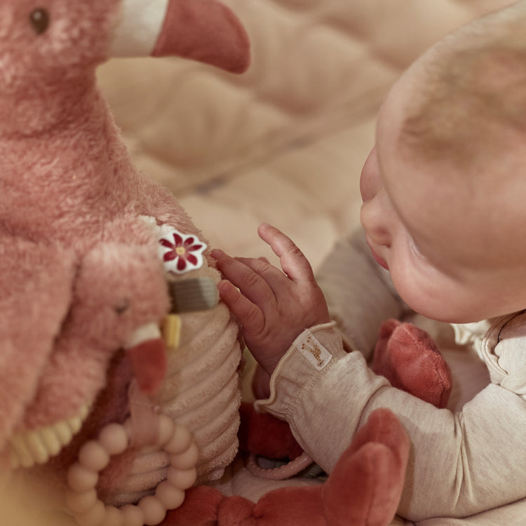 LITTLE DUTCH. Activity cuddle flamingo Safari Friends GRS