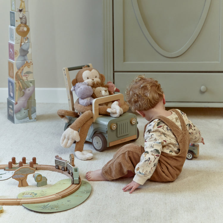 LITTLE DUTCH. Cuddle Monkey XL Safari Friends GRS