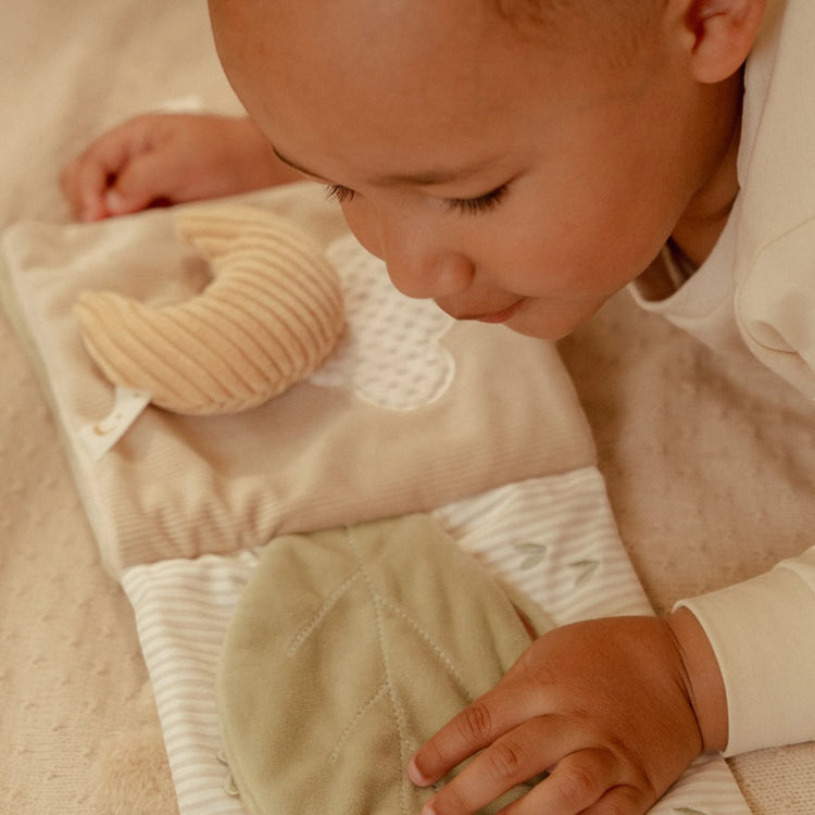 LITTLE DUTCH. Υφασμάτινο βιβλιαράκι δραστηριοτήτων Newborn Naturals GRS
