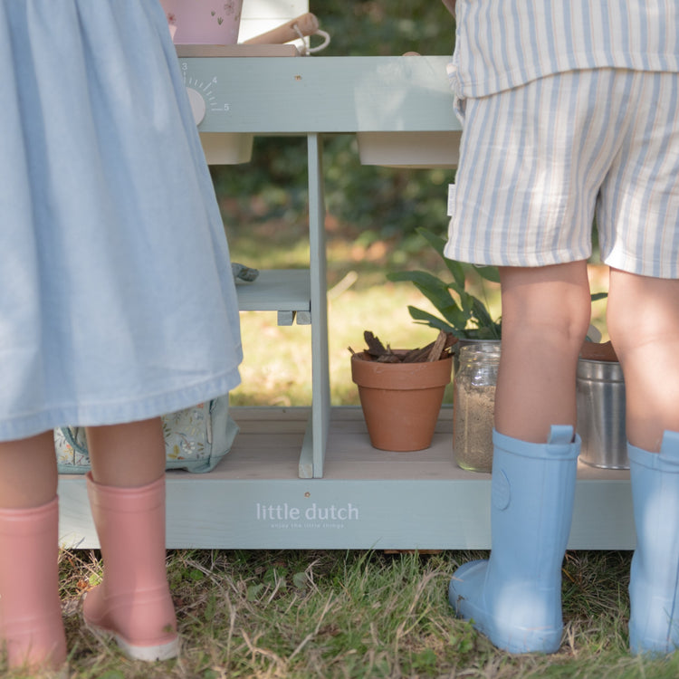 LITTLE DUTCH. Ξύλινη κουζίνα παιχνιδιού εξωτερικού χώρου FSC