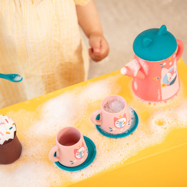 LILLIPUTIENS. Bath Toy - Tea Set Jeanne the Cat
