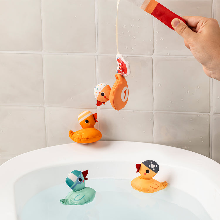 LILLIPUTIENS. Fishing game Gaspard the Duck