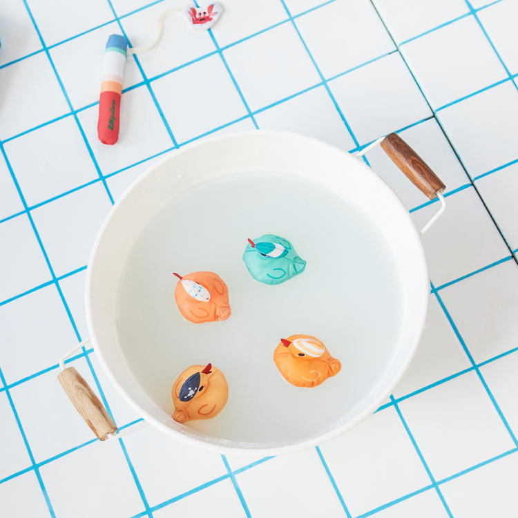 LILLIPUTIENS. Fishing game Gaspard the Duck