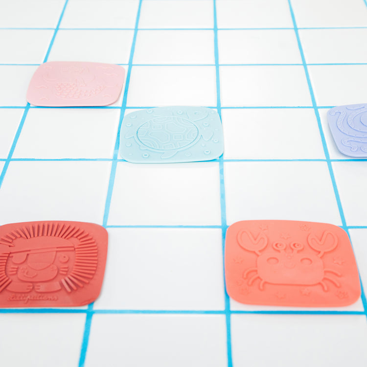LILLIPUTIENS. Five sensory bath tiles