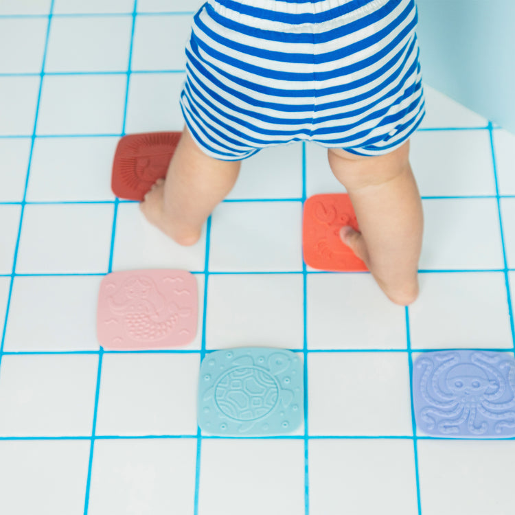 LILLIPUTIENS. Five sensory bath tiles