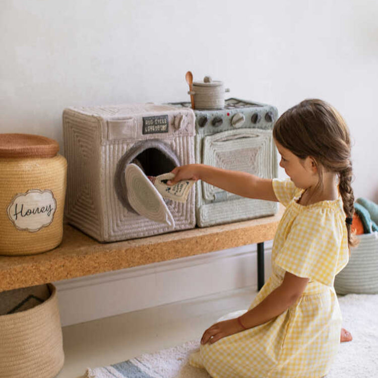Lorena Canals. Play Basket Washing Machine
