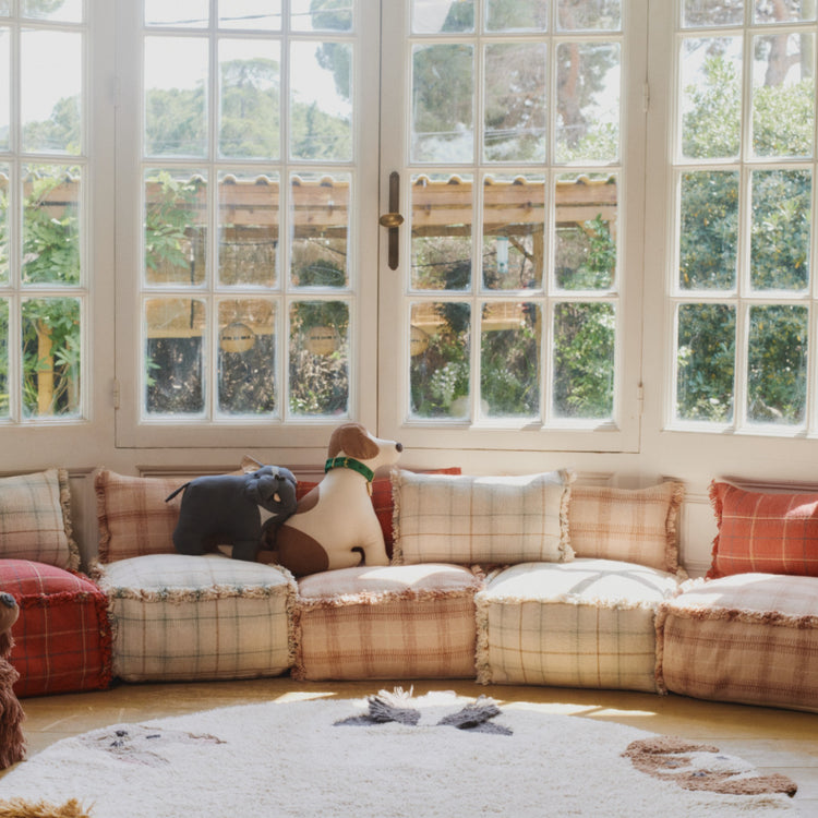 Lorena Canals. Washable Rug Dogs 140 cm