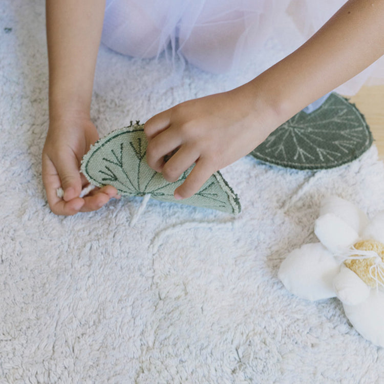 Lorena Canals. Washable Play Rug Swan Lake 130x170 cm