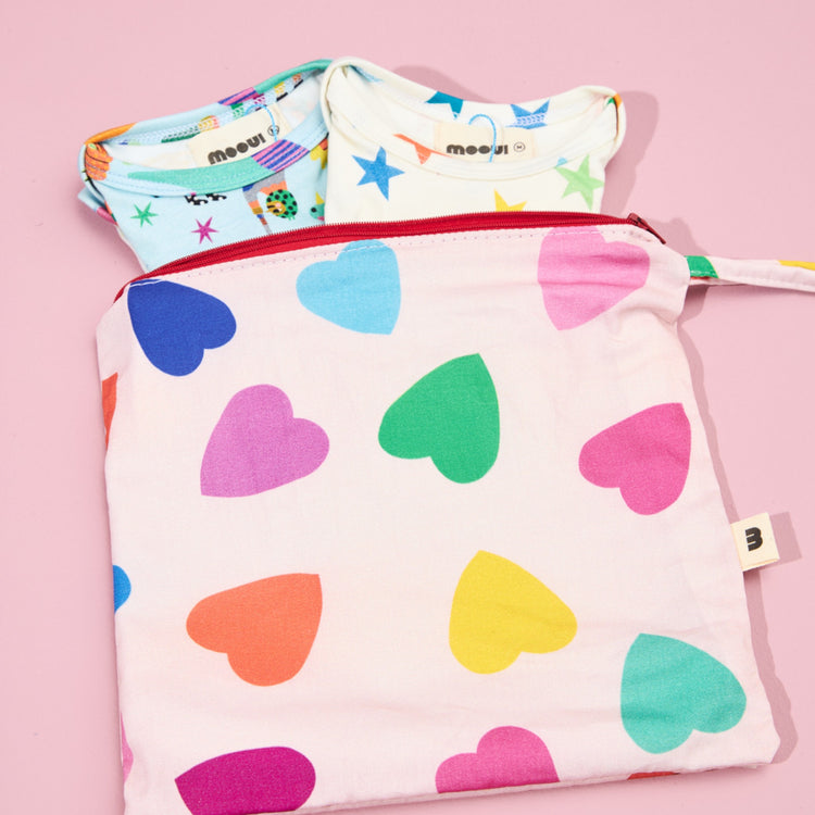 MOOUI. Dirty Clothes Bag - Whimsical Hearts