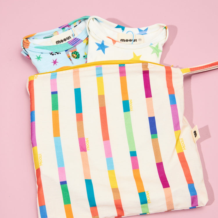 MOOUI. Dirty Clothes Bag - Coloring Pencils