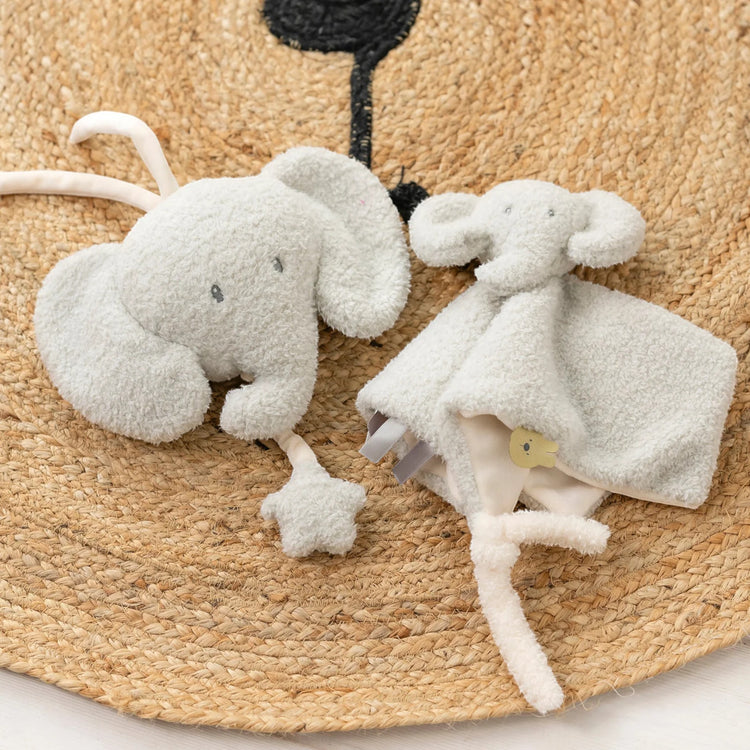 TEDDY. Musical Cuddly Elephant