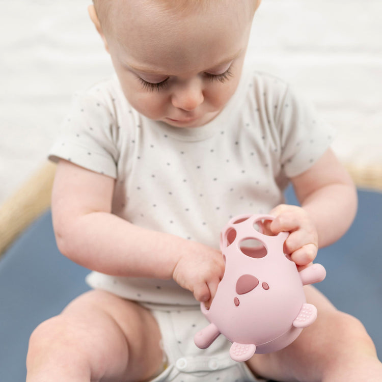 SILICON. Rattle with ball Bear - pink