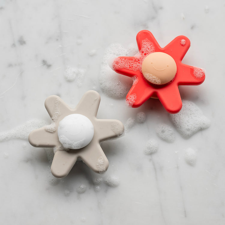 SILICON. Spinner Flower - Clay