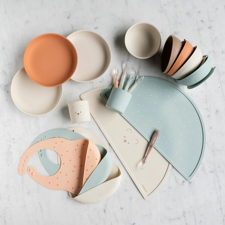SILICON. Bib with drip tray - Silicone Clay