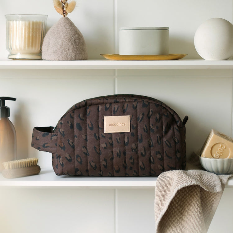 HYDE PARK. Waterproof vanity case Leonie Brown