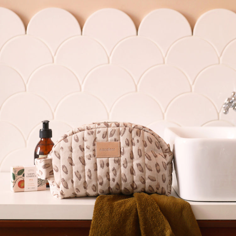 HYDE PARK. Waterproof vanity case Leonie Latte