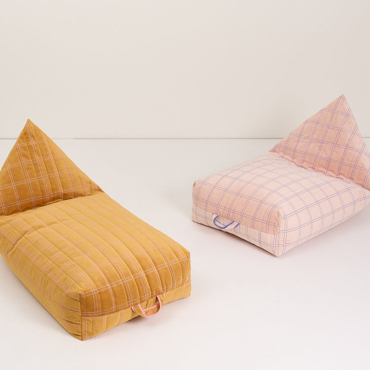 OASIS. Long beanbag - kid size - Eco-velvet Pink purple windowpane