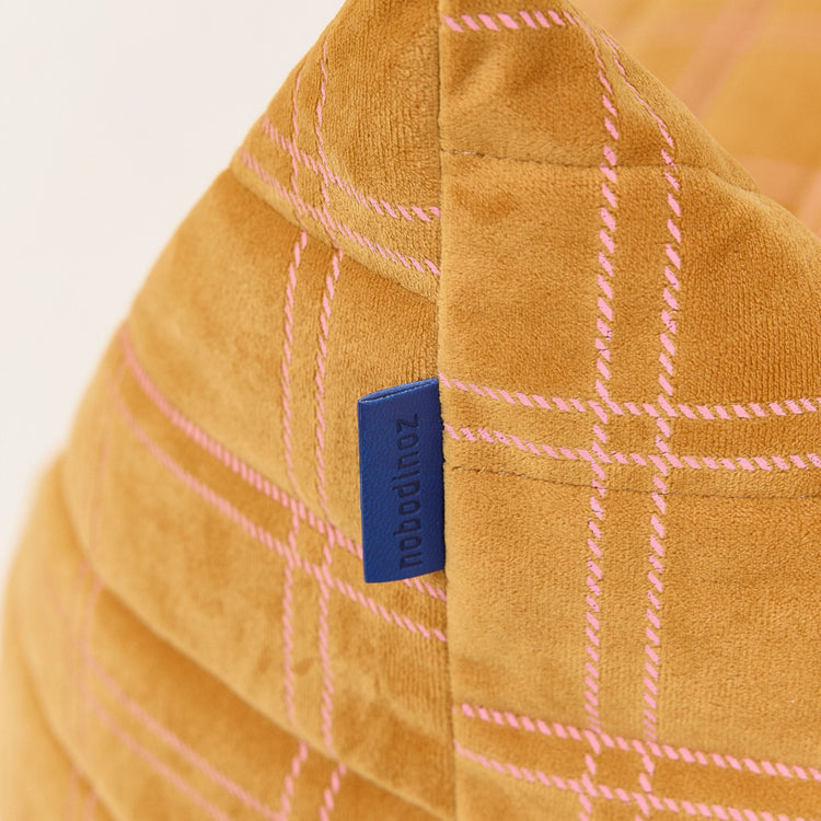 OASIS. Long beanbag - kid size - Eco-velvet Ochre pink windowpane