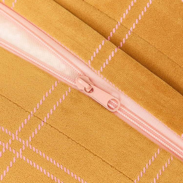 OASIS. Long beanbag - kid size - Eco-velvet Ochre pink windowpane