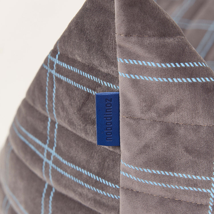 OASIS. Long beanbag - kid size - Eco-velvet Grey blue windowpane