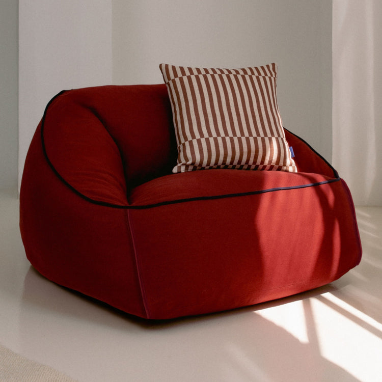 ARNOLD. Armchair beanbag - adult size - Prune