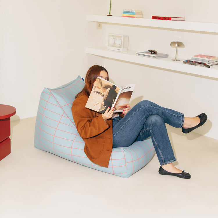 VIBES. Long beanbag - adult size - Blue Red Grid
