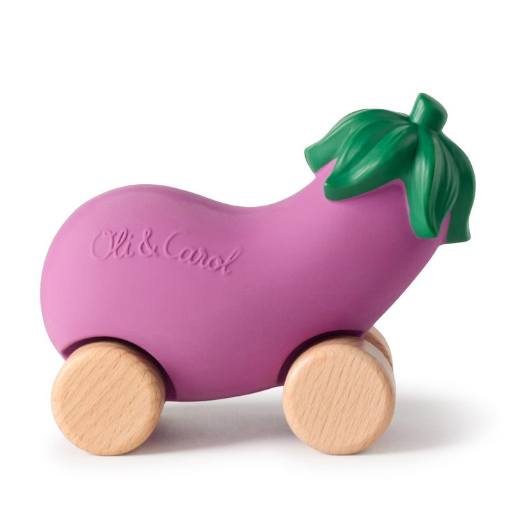 OLI&CAROL. Μασητικό αυτοκινητάκι από φυσικό καουτσούκ με ξύλινες ρόδες Μελιτζάνα