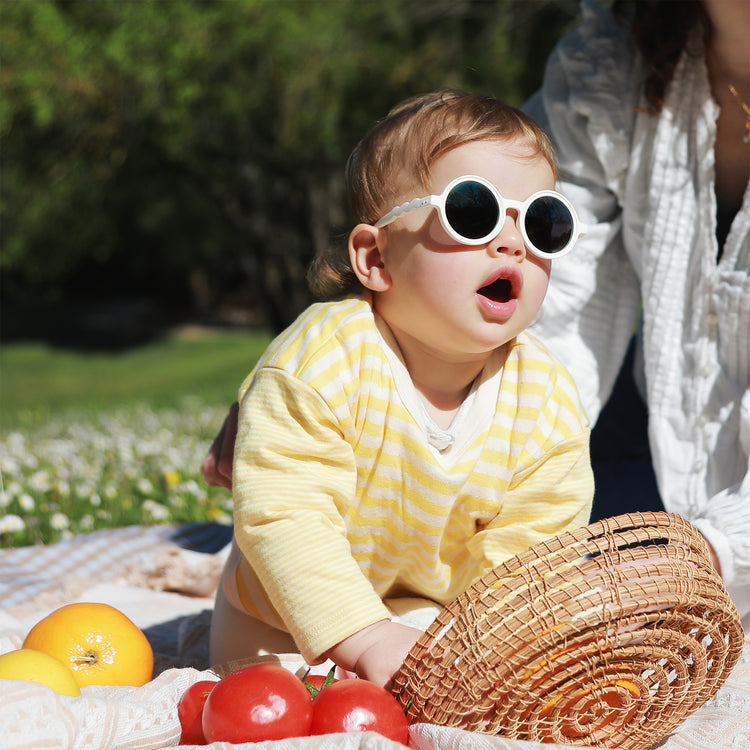 OLIVIO & CO. Παιδικά γυαλιά ηλίου στρογγυλά Classic Olivio - Shark White 18-36 μηνών