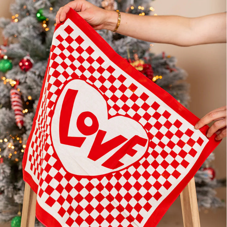 OUATE. Σετ παιδικό αφρόλουτρο και ενυδατική κρέμα σώματος με δώρο μαντήλι Furoshiki