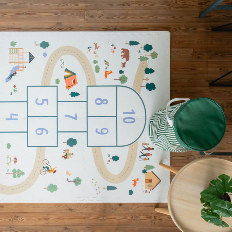 PLAY&GO. EEVAA playmat - puzzle - storage box - Hopscotch