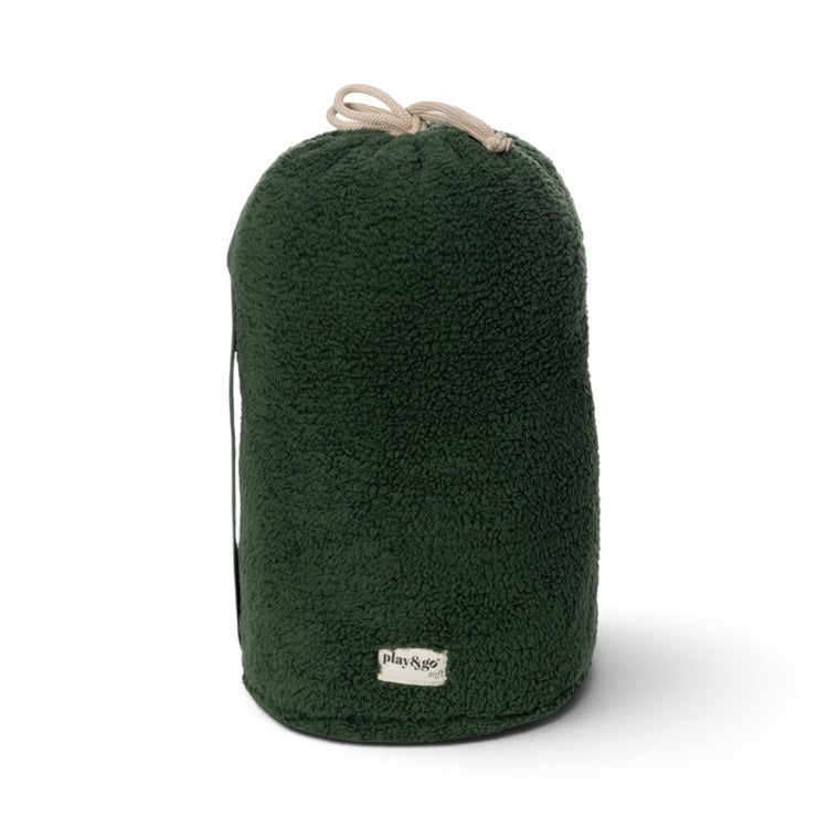 PLAY&GO. 3-in-1 baby playmat, storage bag & diaper bag. Evergreen teddy