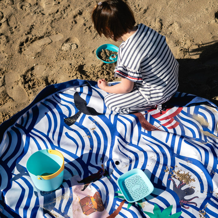 PLAY&GO. 2 in 1 storage bag and playmat. Outdoor Pirate
