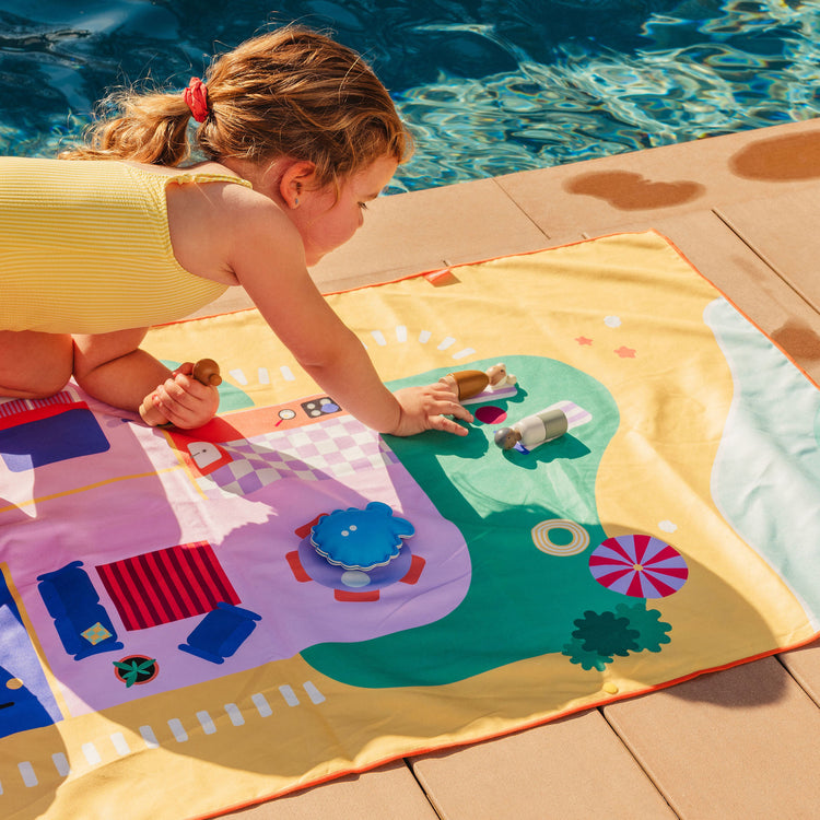 Quut. Play towel Doll house 180x100 cm