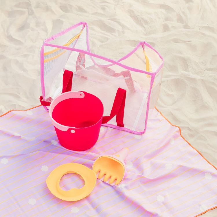 Quut. Beach essential set Cherry