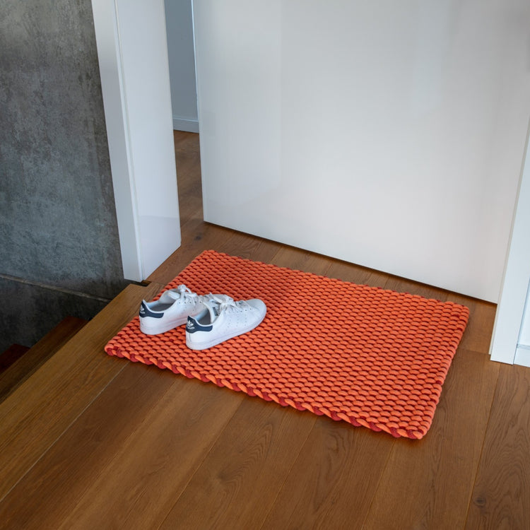REMEMBER. Doormat Lida coral