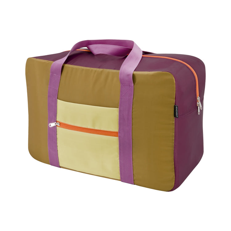 REMEMBER. Leisure & Travel Bag Mia
