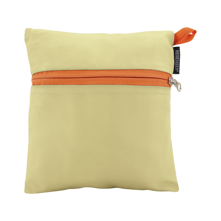 REMEMBER. Leisure & Travel Bag Mia