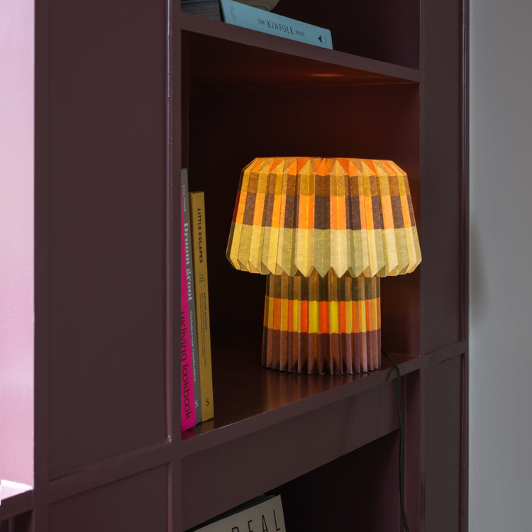 REMEMBER. Επιτραπέζιο χάρτινο φωτιστικό Anna loops