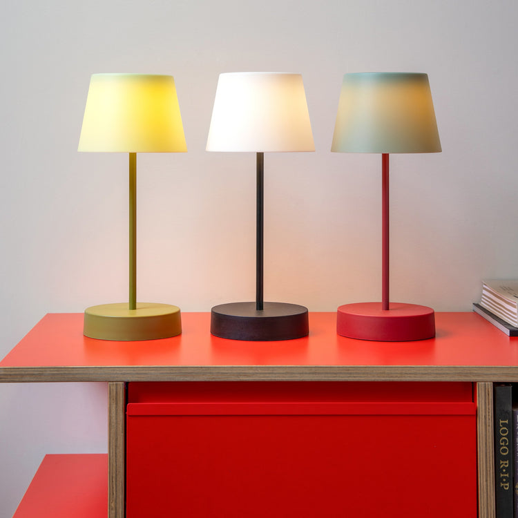 REMEMBER. Table lamp Oscar pure