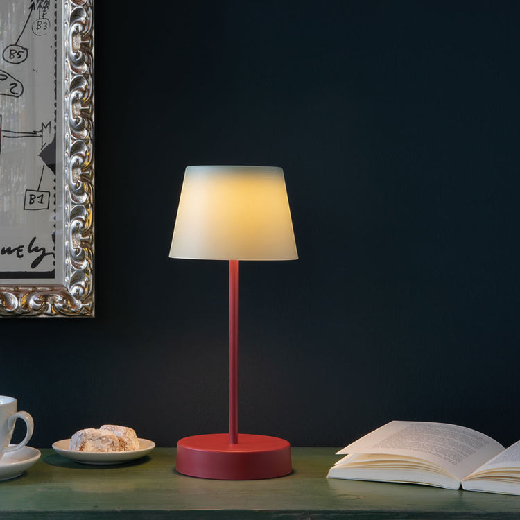 REMEMBER. Table lamp Oscar cozy