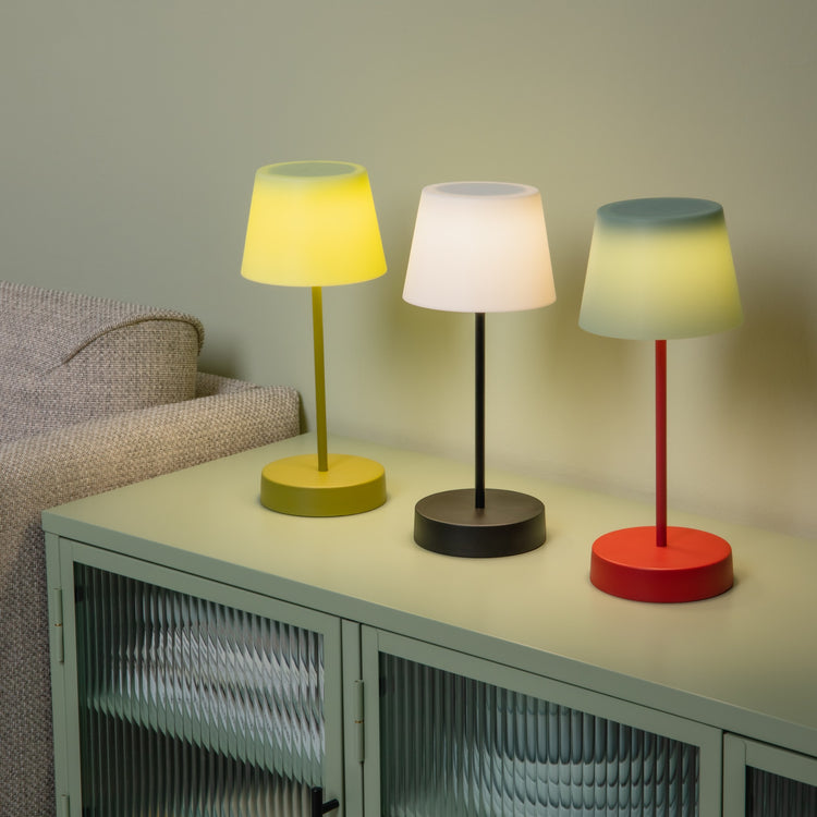 REMEMBER. Table lamp Oscar fresh