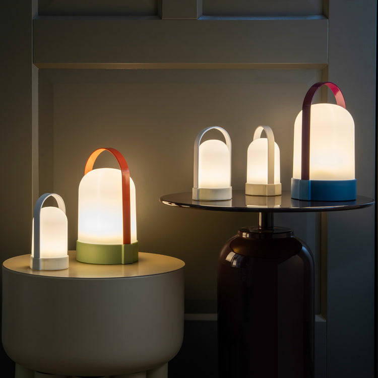 REMEMBER. Επιτραπέζιο φορητό φωτιστικό URI Matz