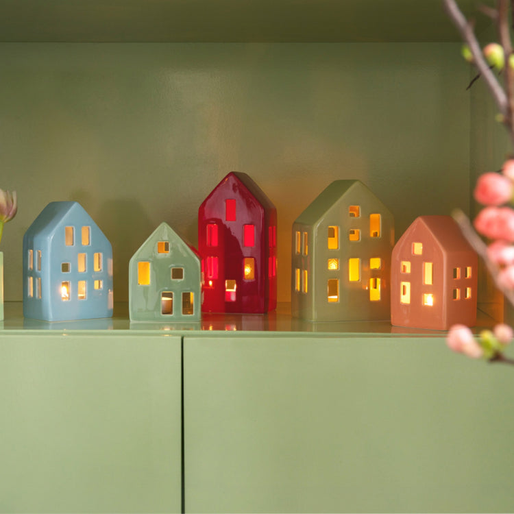 REMEMBER. Tealight house Nyhavn (red)