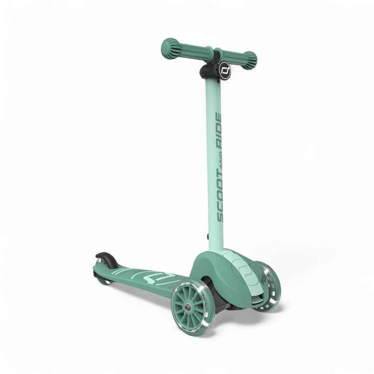 Scoot and Ride. Highwaykick 3S forest