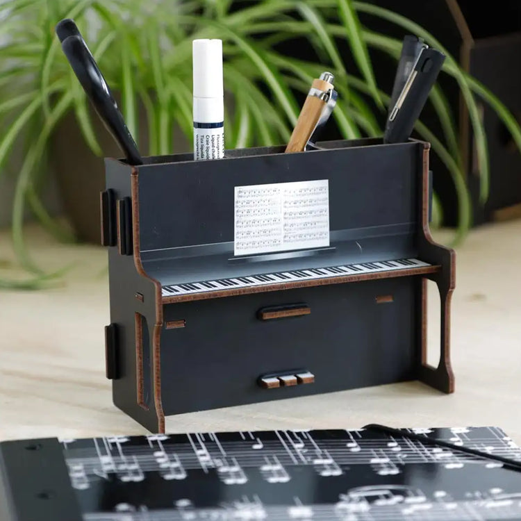 WERKHAUS. Pencil box Piano