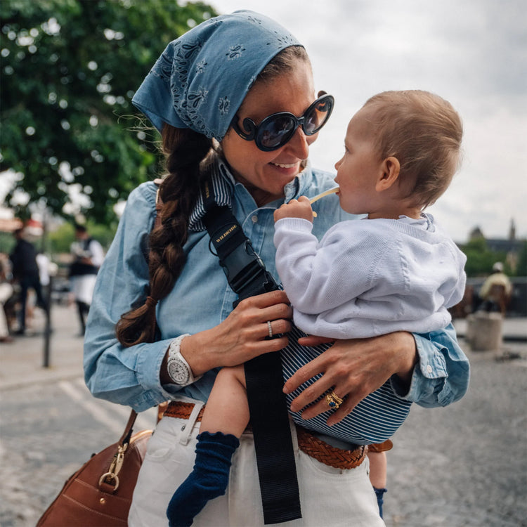 WILDRIDE. Toddler carrrier Indigo Stripes