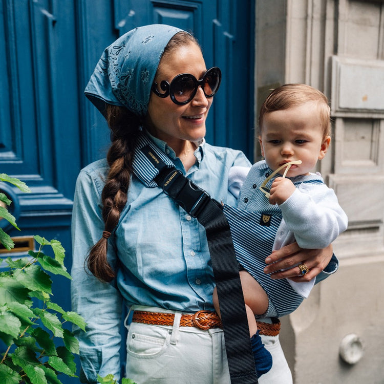 WILDRIDE. Toddler carrrier Indigo Stripes